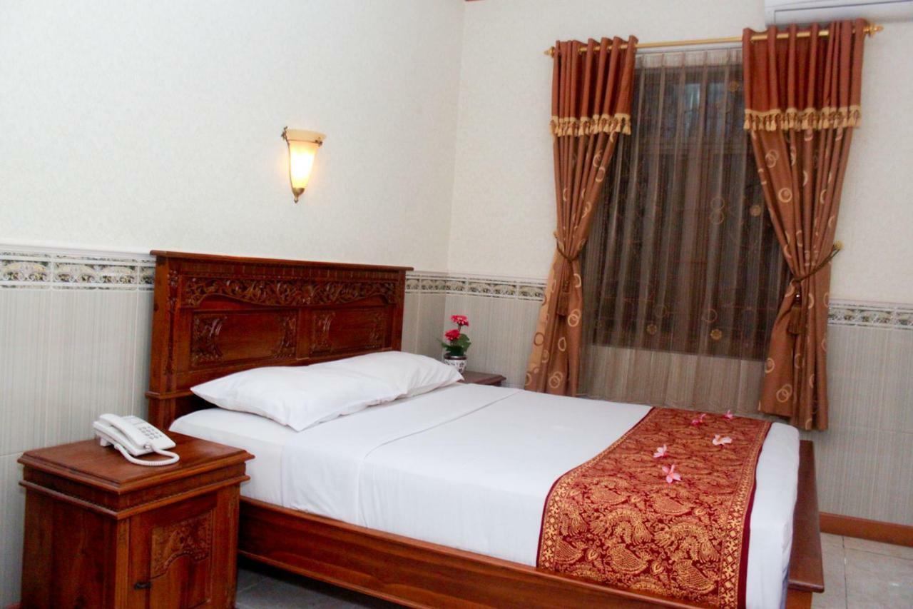 Hotel Wiwi Perkasa 2 Indramayu Exterior foto
